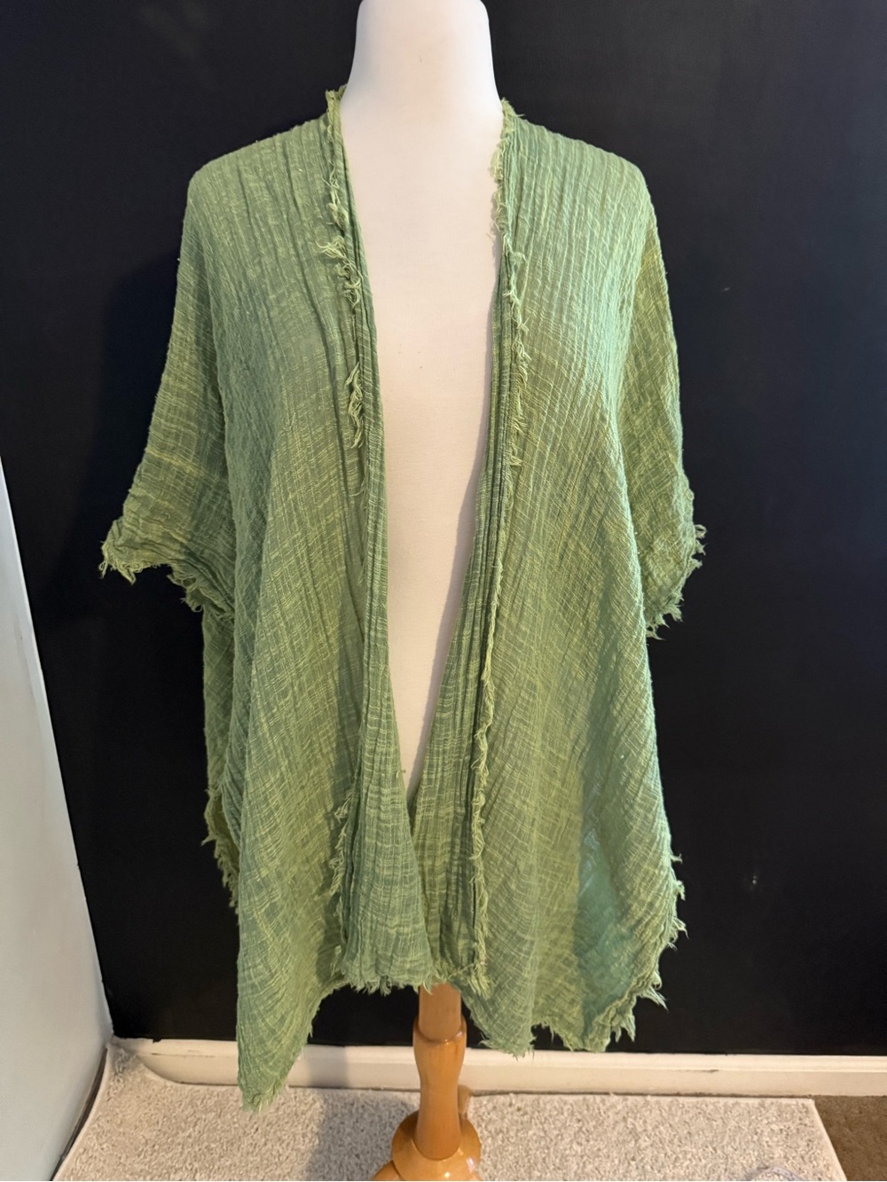 Vince Camuto Olive Green Open-Weave Raw Hem Kimono Swimsuit Cover One Size